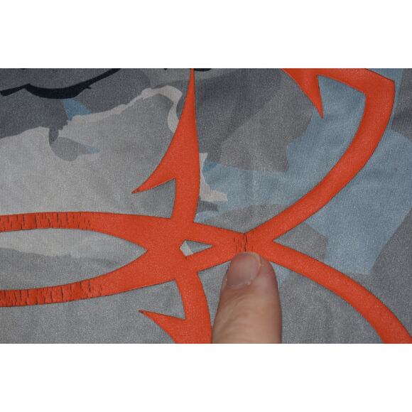 Under Armour Fishing Shirt Mens Size Gray Camo Blue Camping Hiking Polyester - Picture 6 of 8